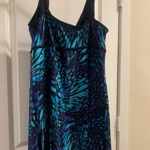 Great Lengths one piece swimsuit. Size 22. Tags off but never used. Great cond.
